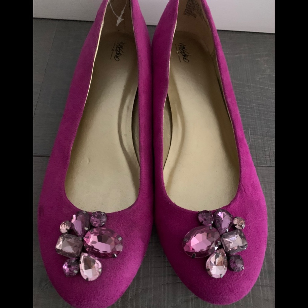 Mossimo Bejeweled Fuscia Flats Size 7.5 Never Worn